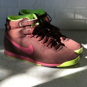 Nike (Old School High-Top)